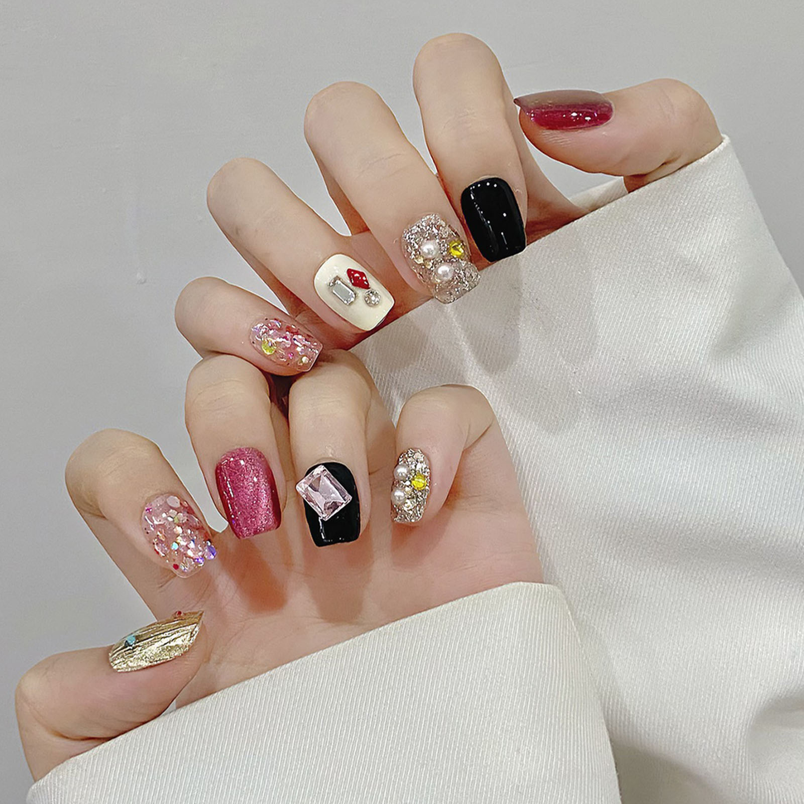 Handmade Press on Nails Glitte - огляд і ціна Resin Art Glitter